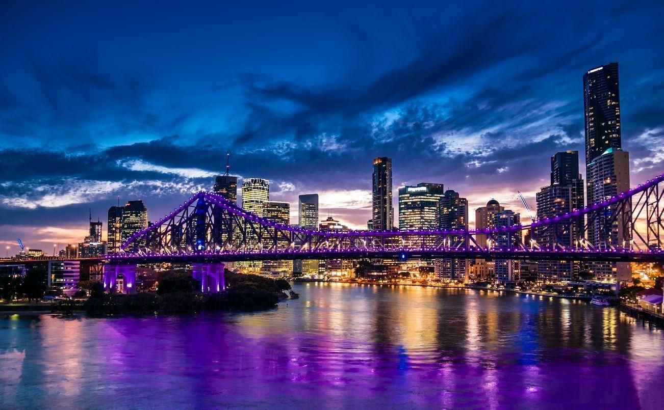 Brisbane skyline: car storage in Brisbane